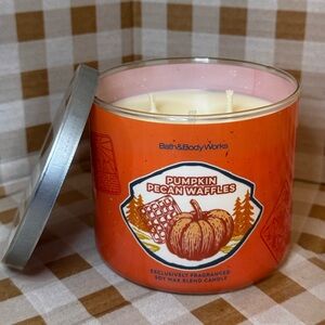 NEW B&BW Pumpkin Pecan Waffles 3 Wick Soy Wax  Candle